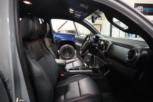 2017 Toyota Tacoma SR