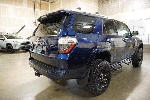 Nautical Blue Metallic 2017 Toyota 4Runner SR5