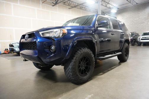 Nautical Blue Metallic 2018 Toyota 4Runner SR5 Premium