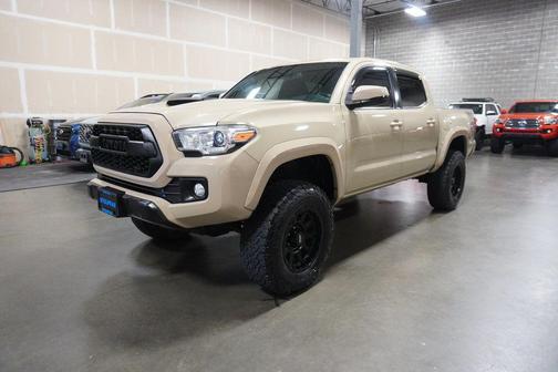 2017 Toyota Tacoma SR