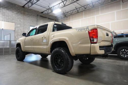 2017 Toyota Tacoma SR
