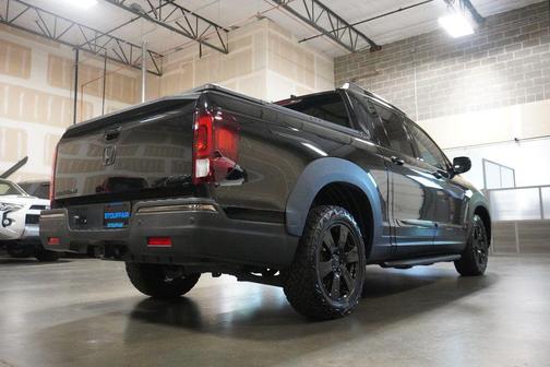 2017 Honda Ridgeline Black