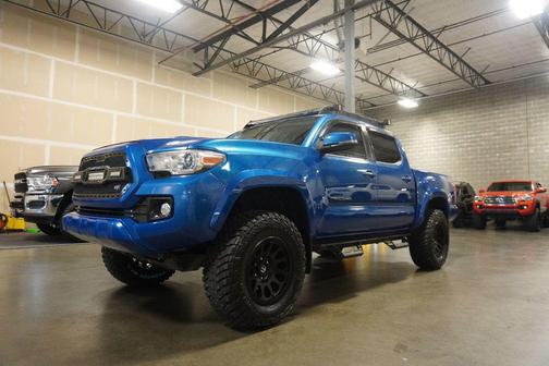 2016 Toyota Tacoma TRD Sport