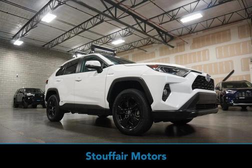 2020 Toyota RAV4 Hybrid XLE