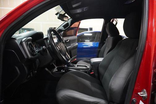 2016 Toyota Tacoma TRD Sport