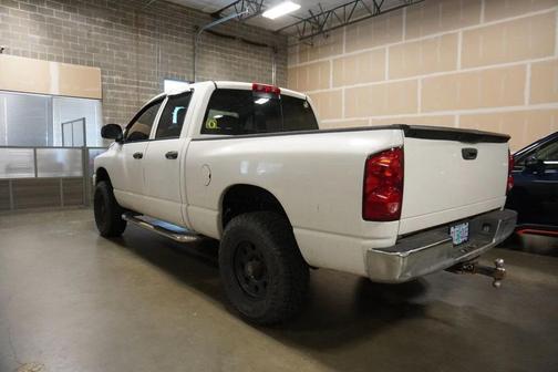 White 2008 Dodge Ram 1500 SLT Quad Cab