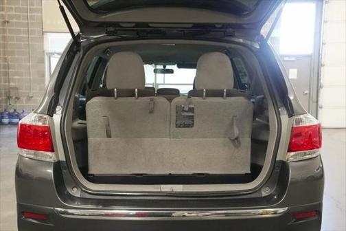 2011 Toyota Highlander SE