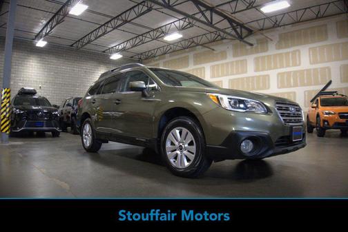 Wilderness Green Metallic 2017 Subaru Outback 2.5i Premium