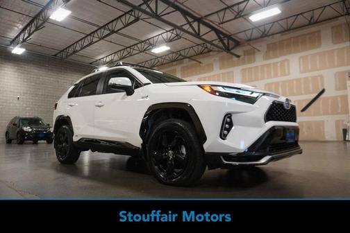Ice Cap 2023 Toyota RAV4 Prime SE