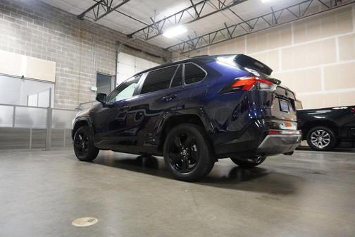 2019 Toyota RAV4 Hybrid SE