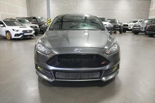 2018 Ford Focus ST