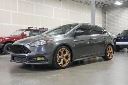 2018 Ford Focus ST