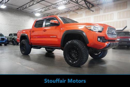 2017 Toyota Tacoma SR