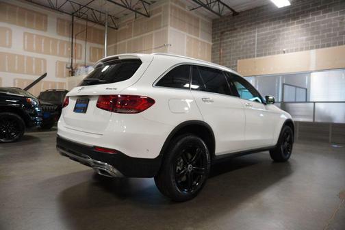 White 2020 Mercedes-Benz GLC 300 4MATIC