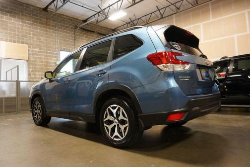 Horizon Blue Pearl 2019 Subaru Forester Premium