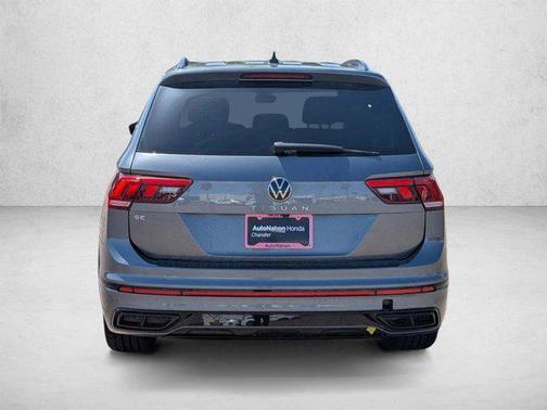 Platinum Gray Meta 2023 Volkswagen Tiguan 2.0T SE R-Line Black