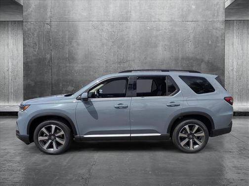 2025 Honda Pilot Touring 8-Passenger