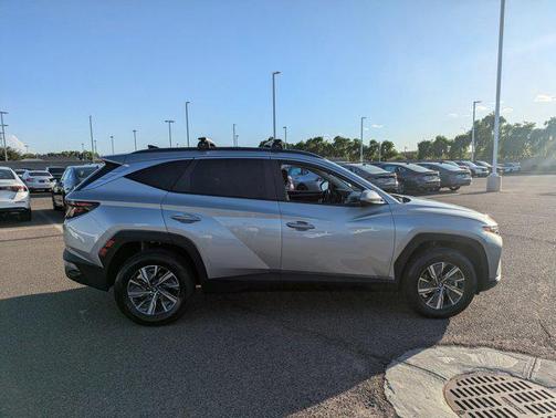 2024 Hyundai TUCSON Hybrid Blue