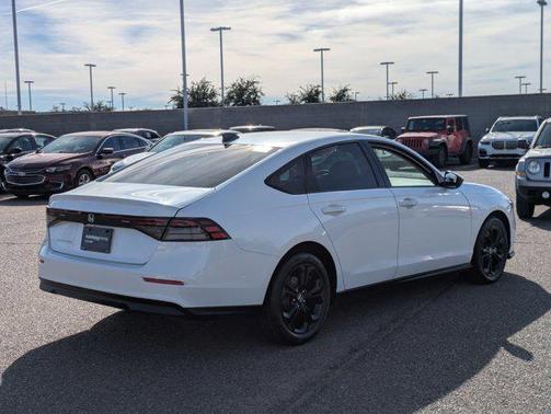 2025 Honda Accord Sport SE 1.5T