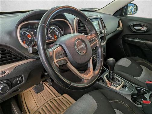 2016 Jeep Cherokee Altitude