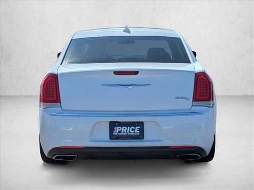 2017 Chrysler 300C Base