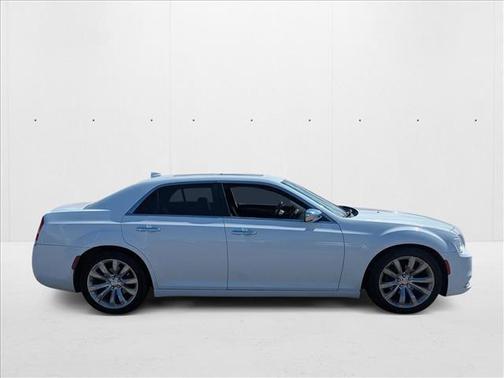 2017 Chrysler 300C Base