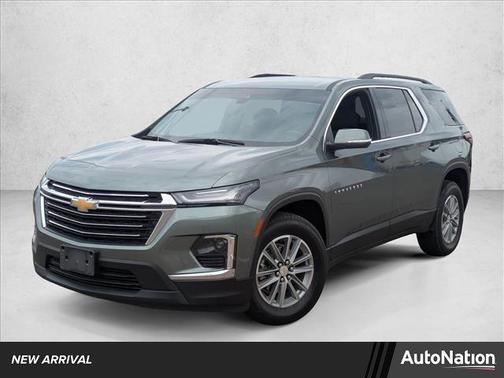 2022 Chevrolet Traverse LT Cloth