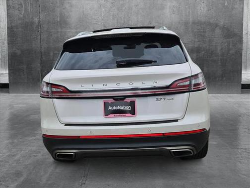 2019 Lincoln Nautilus Reserve