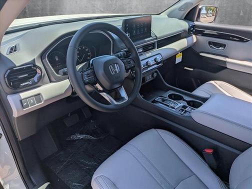 2025 Honda Pilot Touring 8-Passenger