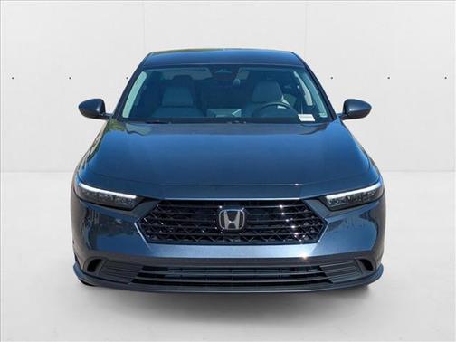 2025 Honda Accord LX 1.5T