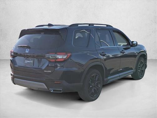 2025 Honda Pilot Touring 8-Passenger