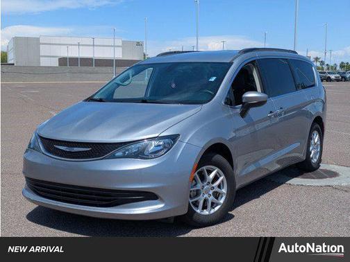 2020 Chrysler Voyager LXI
