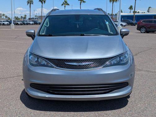 2020 Chrysler Voyager LXI