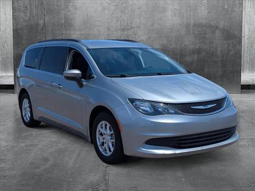 2020 Chrysler Voyager LXI