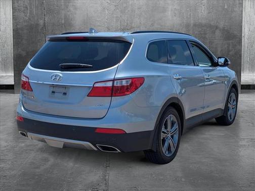 2016 Hyundai SANTA FE SE