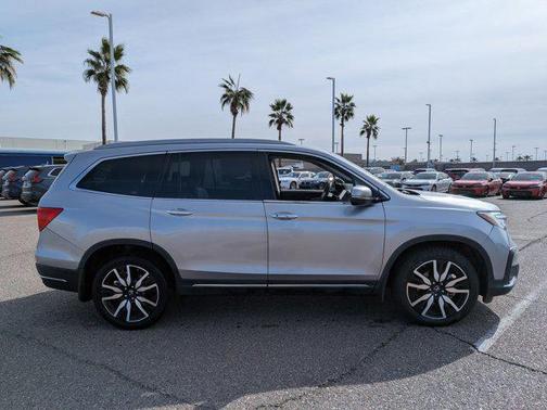 2021 Honda Pilot Touring 8-Passenger