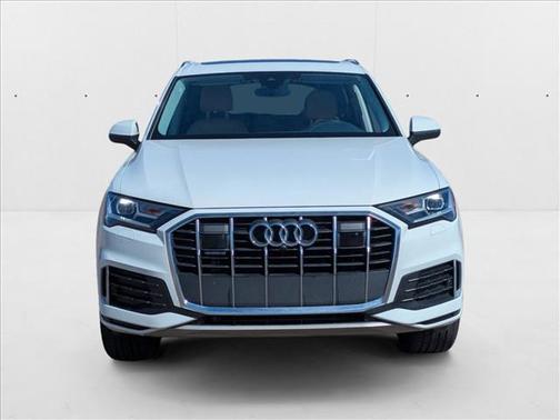 2024 Audi Q7 45 Premium