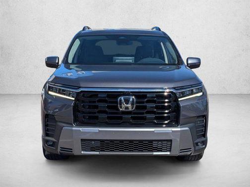 Modern Steel Metallic 2026 Honda Pilot Touring 8-Passenger
