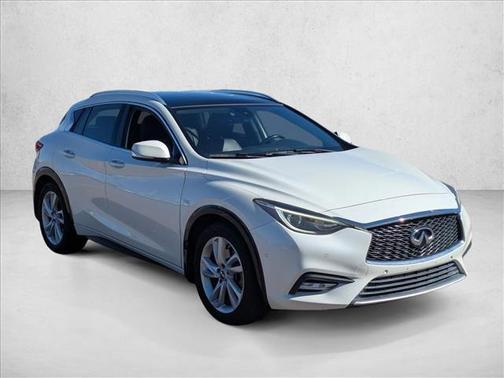 2018 INFINITI QX30 Premium