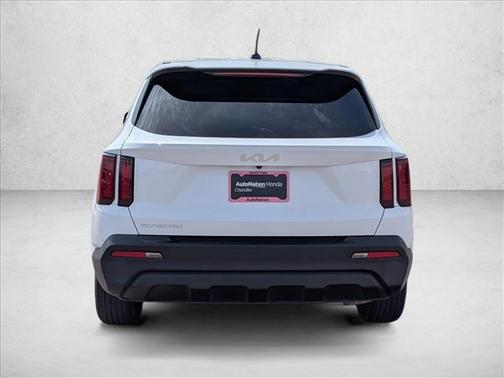 Glacial White Pearl 2023 Kia Sorento LX