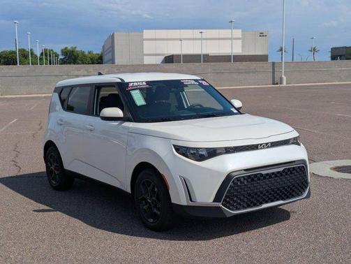 2025 Kia Soul LX