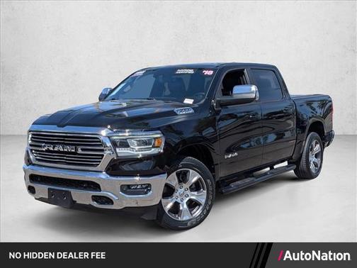 Diamond Black Crystal Pearlcoat 2023 RAM 1500 Laramie