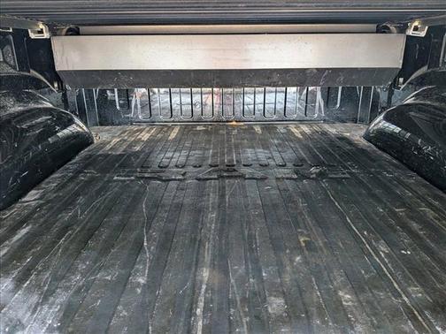 Diamond Black Crystal Pearlcoat 2023 RAM 1500 Laramie