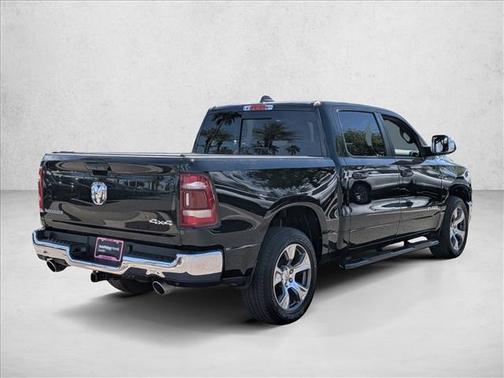 Diamond Black Crystal Pearlcoat 2023 RAM 1500 Laramie