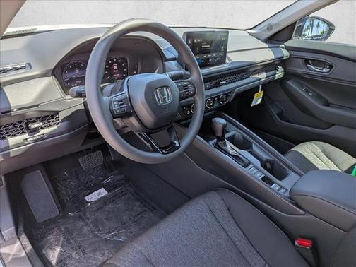 Platinum White Pearl 2026 Honda Accord SE