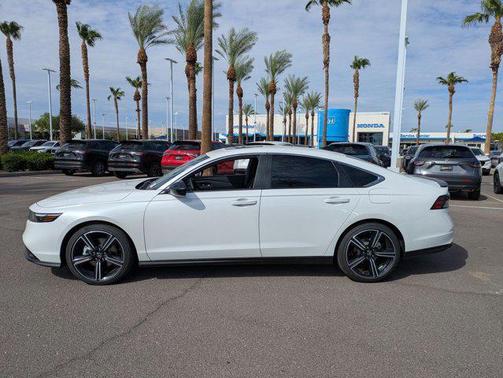 2025 Honda Accord Hybrid Base