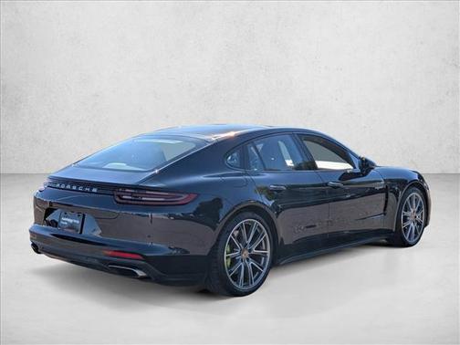 2019 Porsche Panamera 4