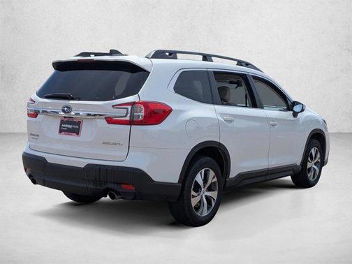 Crystal White Pearl 2025 Subaru Ascent Premium 7-Passenger