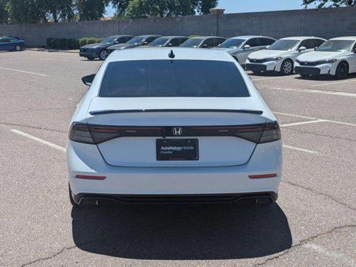 2023 Honda Accord Hybrid Base