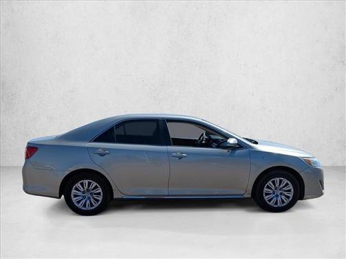 2014 Toyota Camry Hybrid LE